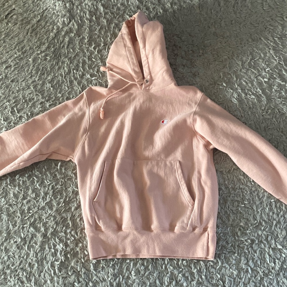 Oversized Urban Outfitters Champion women’s hoodie.